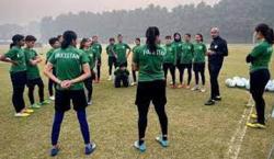 دورہ سنگا پور ،پاکستان ویمنز فٹبال ٹیم کے ٹکٹس منسوخ کرنے کا فیصلہ
