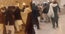 فضل الرحمان کے خلاف نعرے لگانے والوں پر جے یو آئی کارکنان کا بدترین تشدد، ویڈیو وائرل