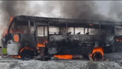 ہائی وولٹیج تاریں بس پر گرنے سے 5 مسافر ہلاک