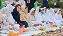 وزیراعلیٰ پنجاب مریم نواز کی کوٹ لکھپت جیل میں قیدی خواتین کے ساتھ افطار
